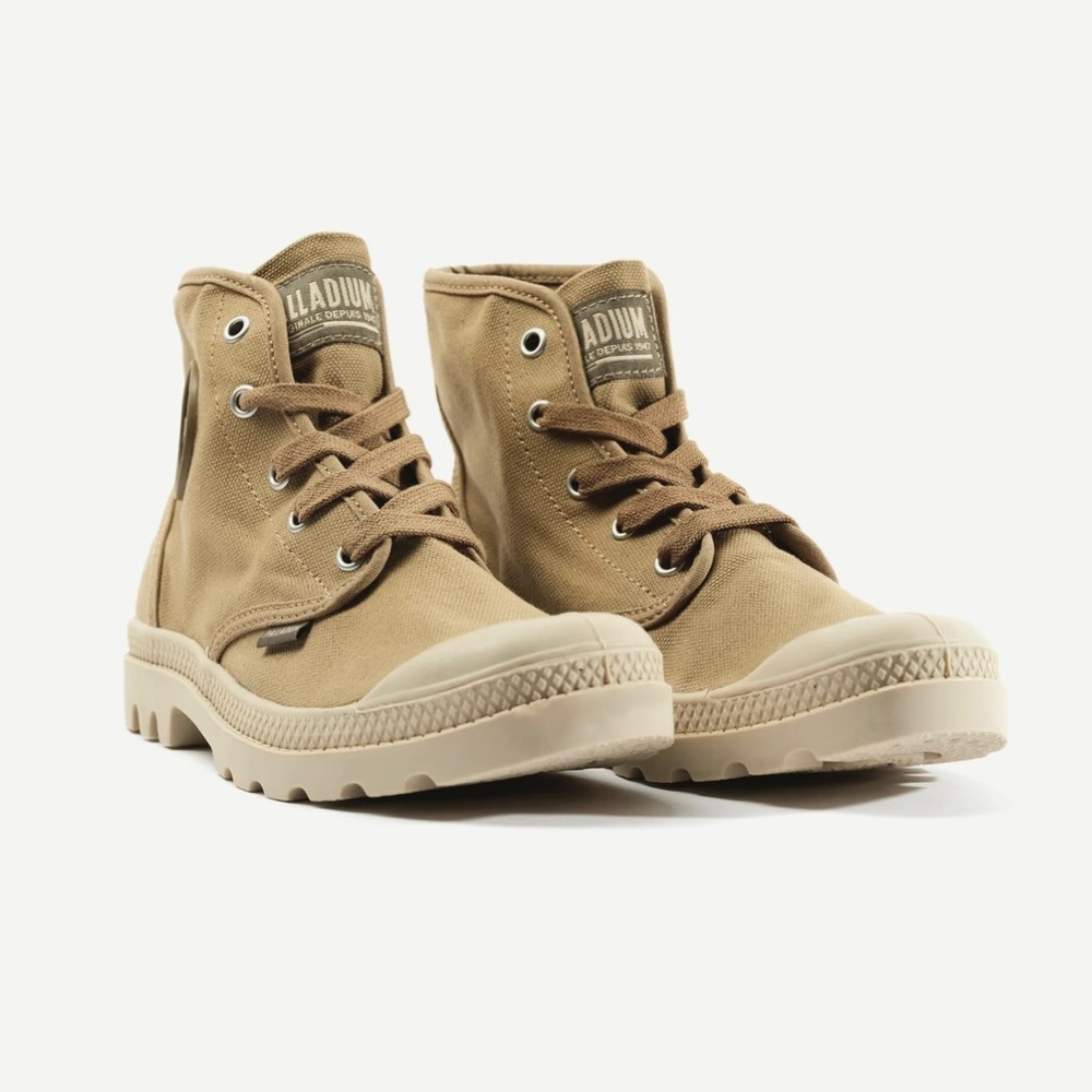 Palladium Women’s ‘Pampa HI’ Boots - Olive